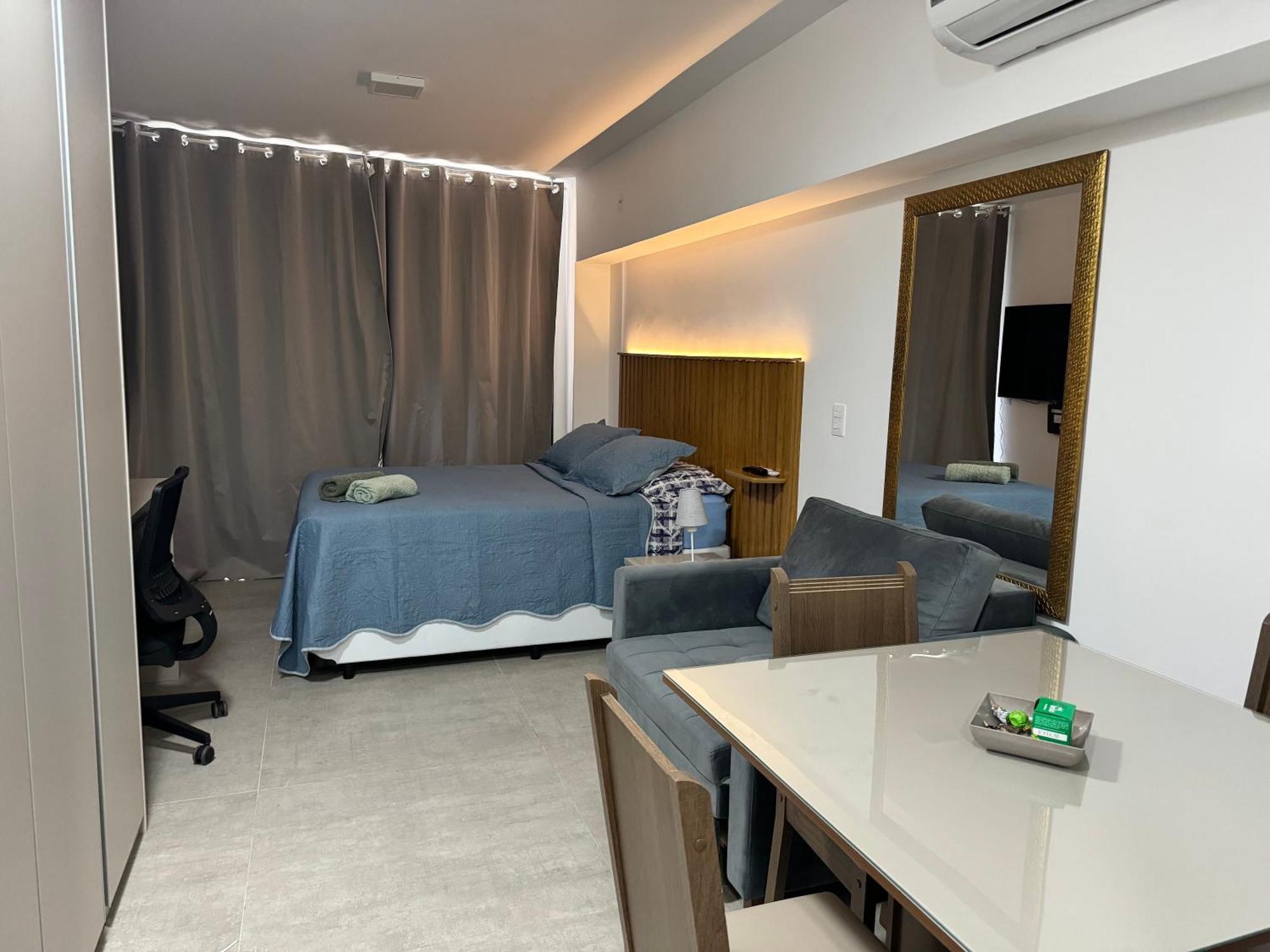Apartamento Sol Leblon *